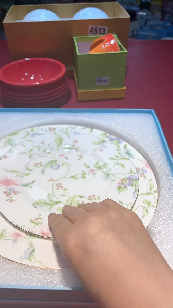 【闪购商品】瓷片锅碗瓢彭一件不剩