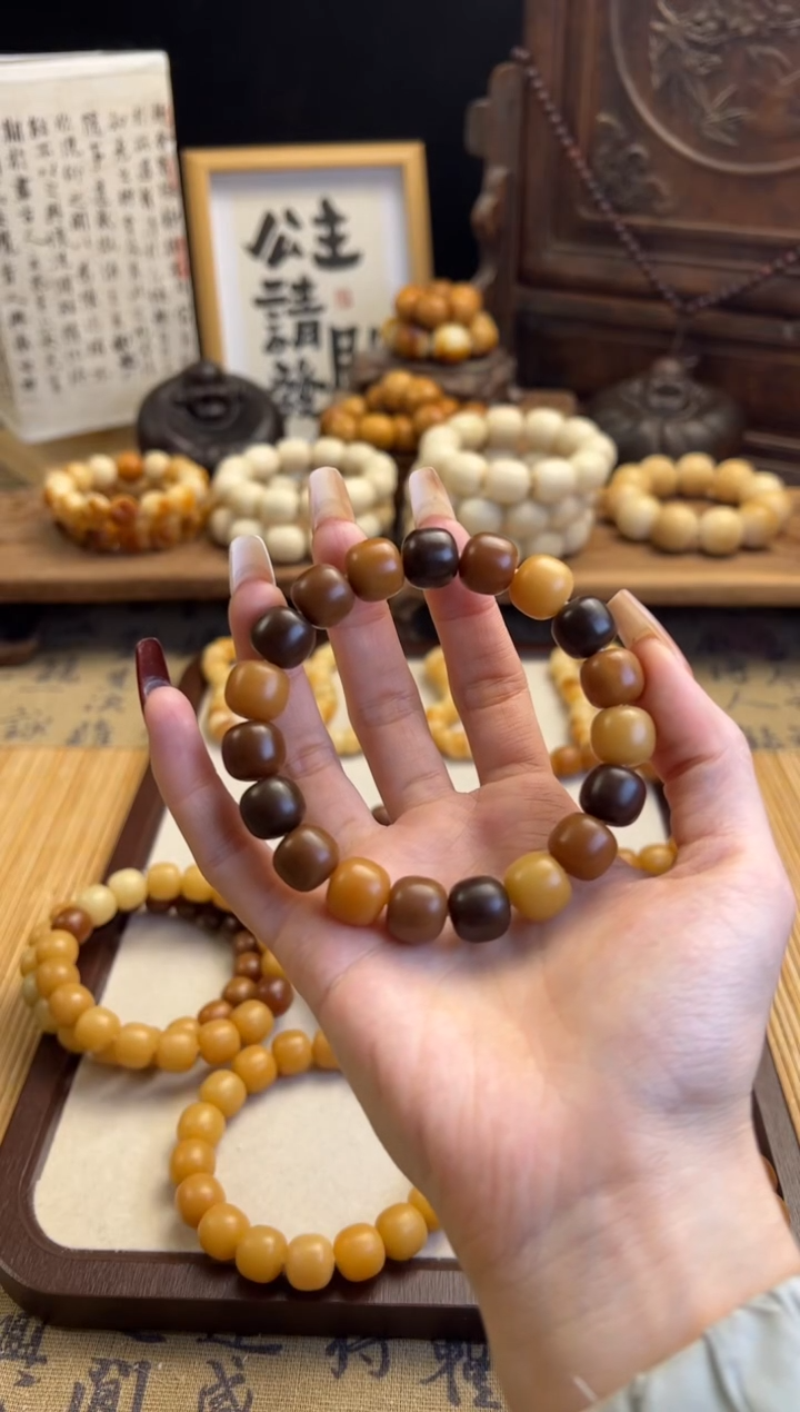 【闪购商品】菩提根/象牙果手串卡12手工干磨桶珠手串908