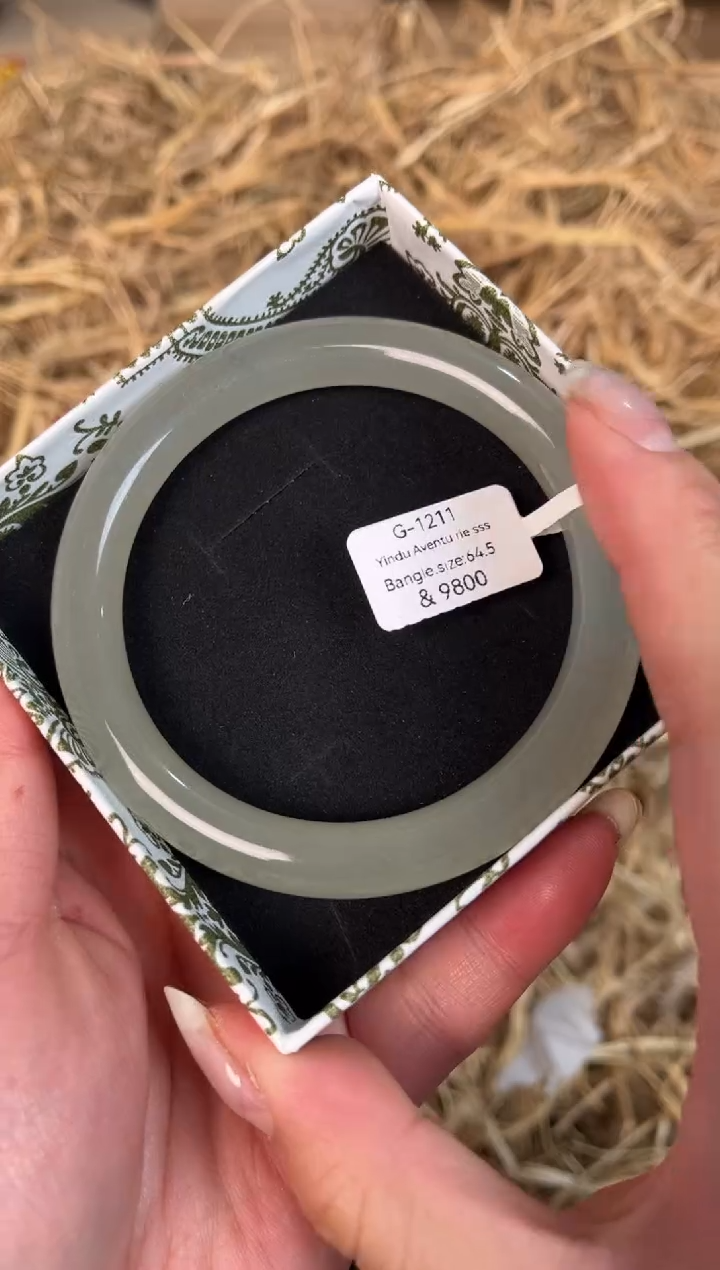 未镶嵌手镯石英质玉G-1211