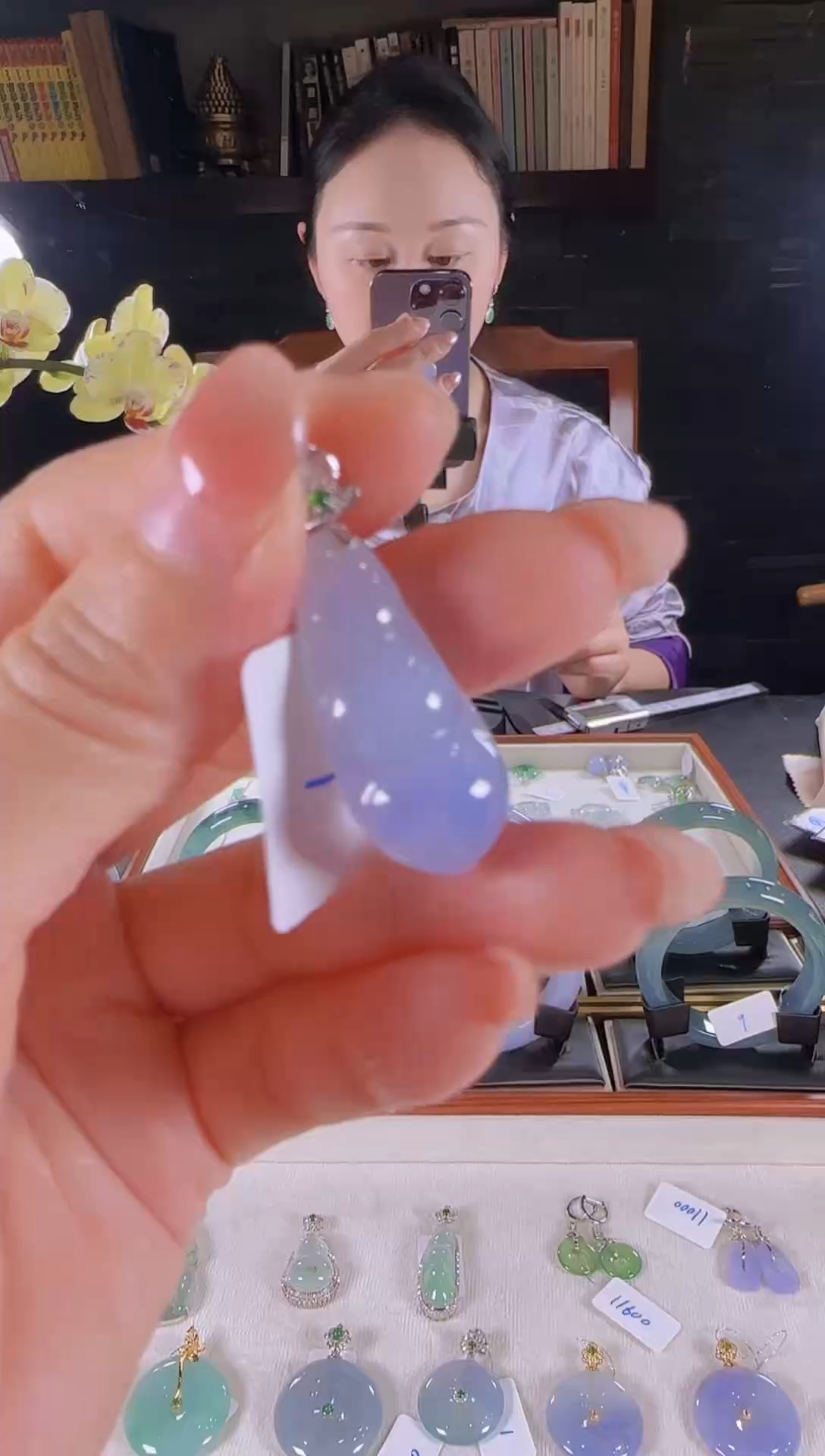 【闪购商品】翡翠吊坠(不含链)18K金镶嵌紫罗兰富贵豆