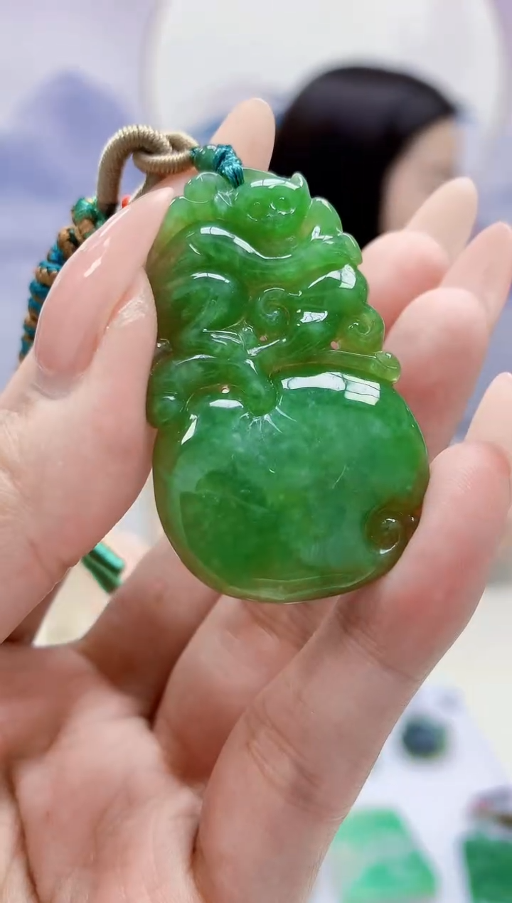 定制翡翠未镶嵌4852MM-毛货挂件55