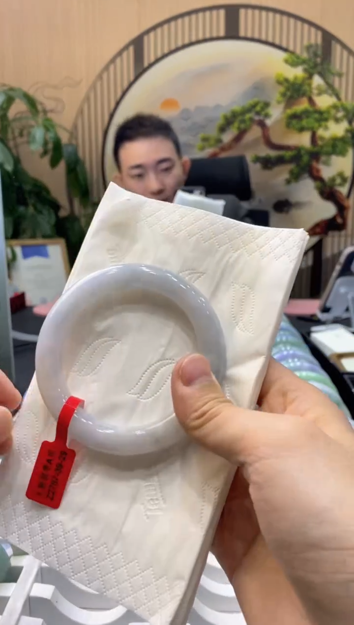 【闪购商品】翡翠手镯未镶嵌00009558