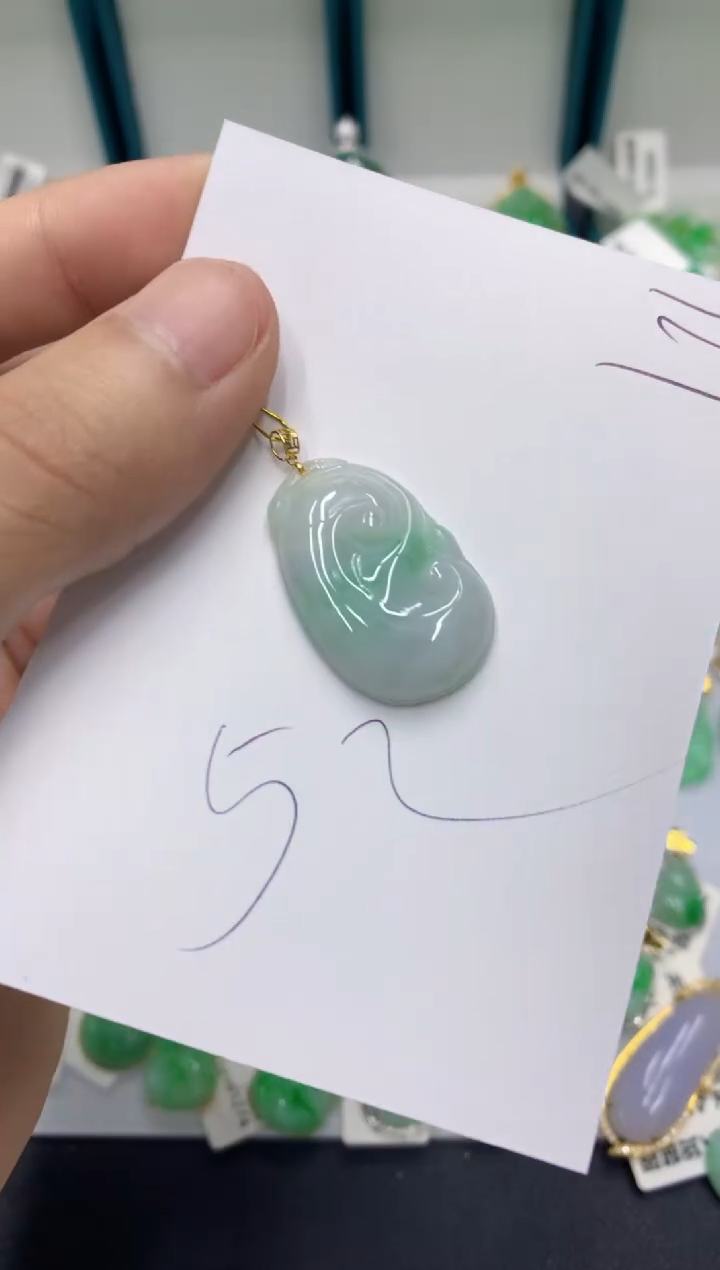 【闪购商品】翡翠颈饰18K金镶嵌翡翠