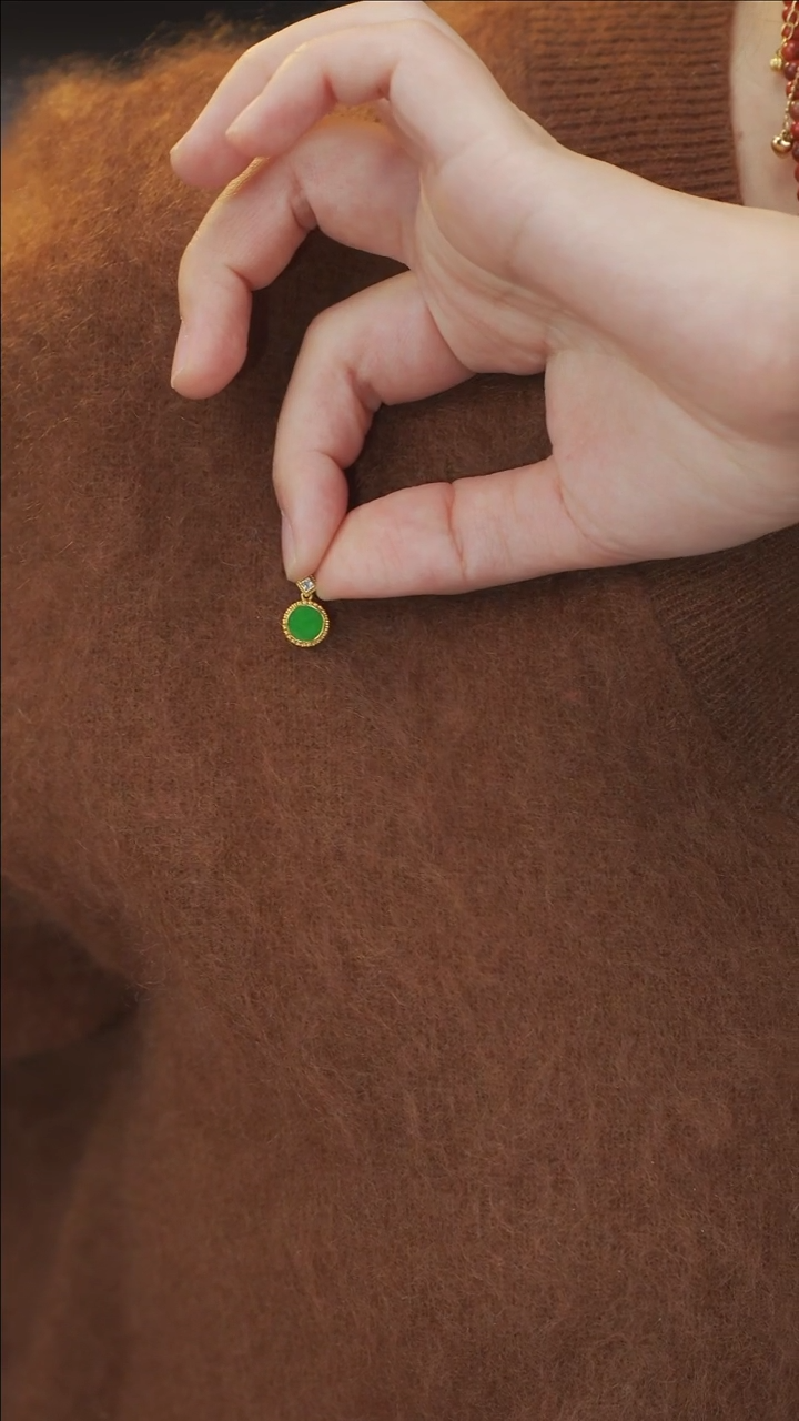 【闪购商品】翡翠吊坠(不含链)18K金镶嵌吊坠