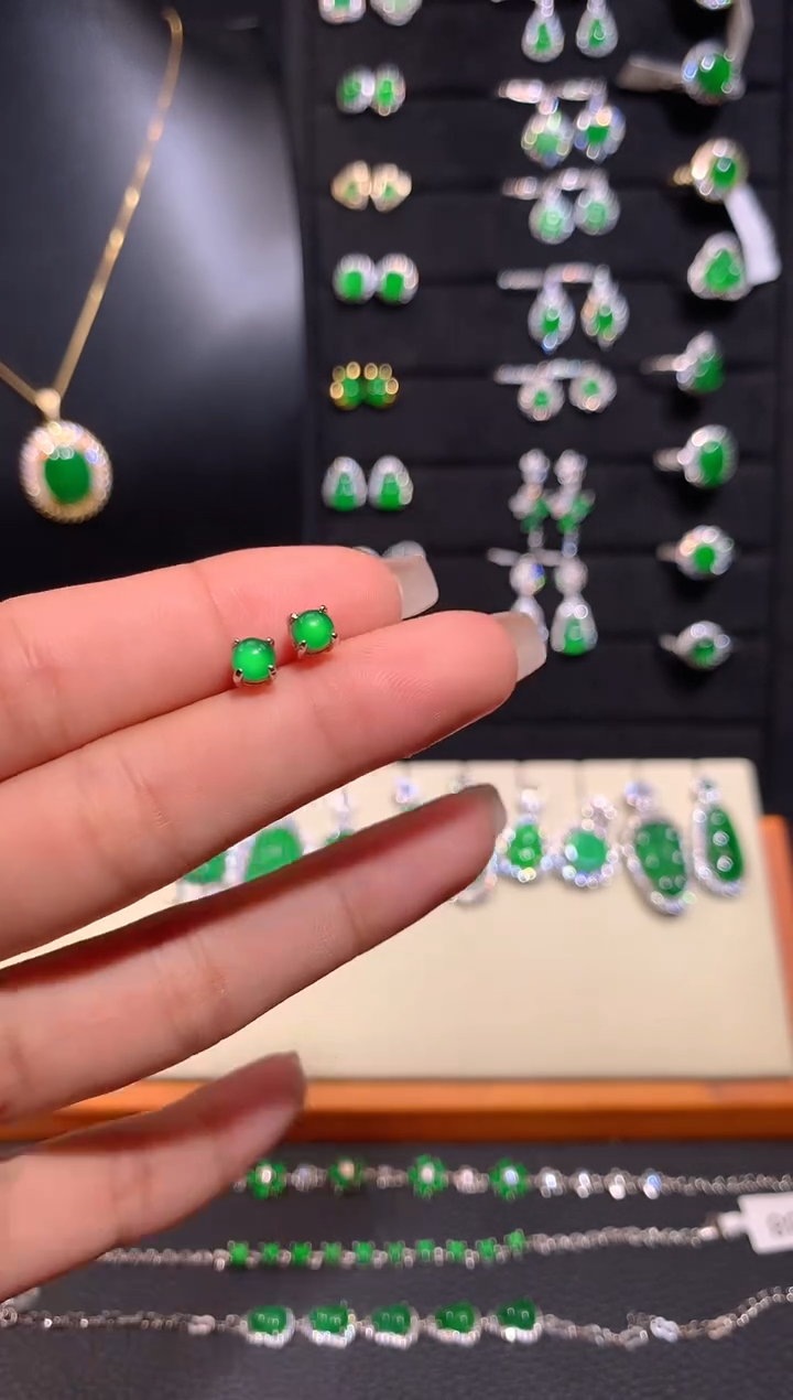 【闪购商品】翡翠耳饰银S925镶嵌多样性