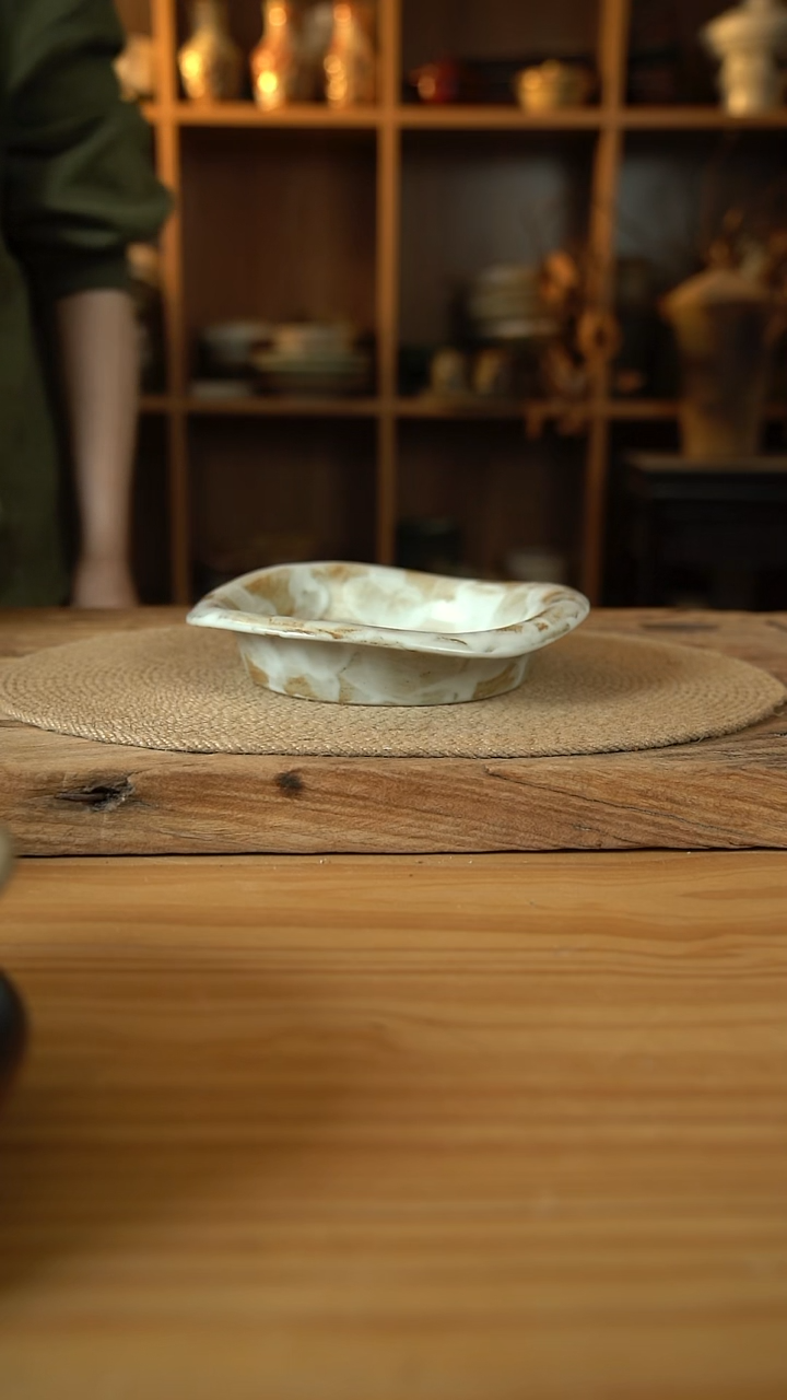 粉影系列的宽边帽子盘1个