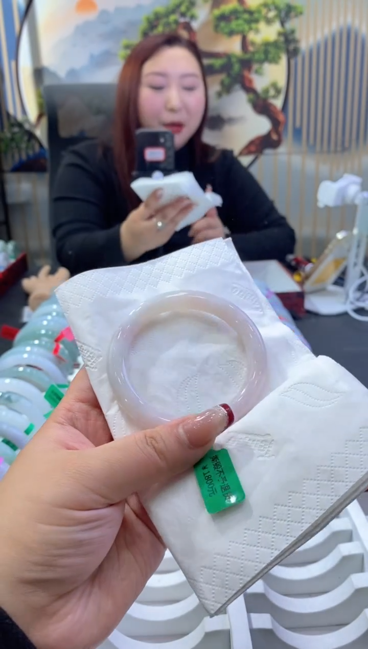 【闪购商品】翡翠手镯未镶嵌00006373