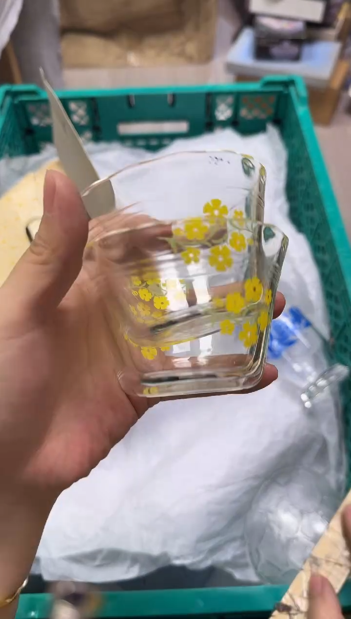 手工艺品玻璃橙*梨083瑕疵