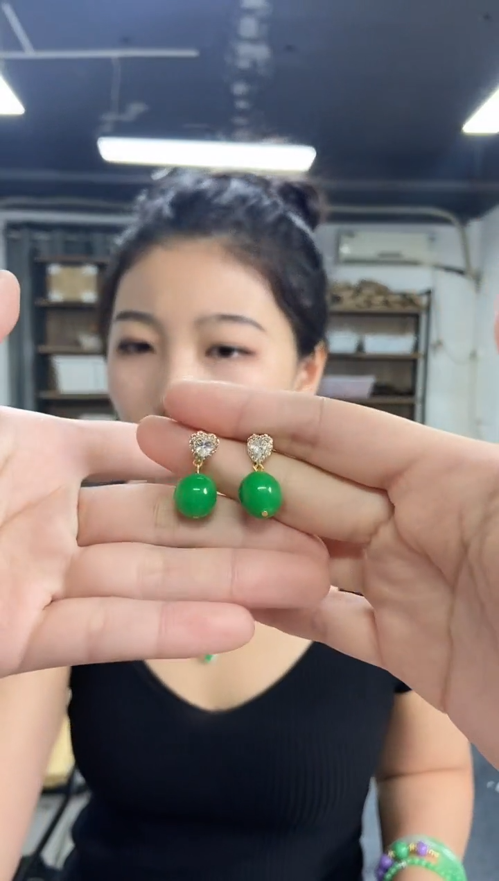 翡翠未镶嵌耳饰闪购链接多样性发其一颜色微差