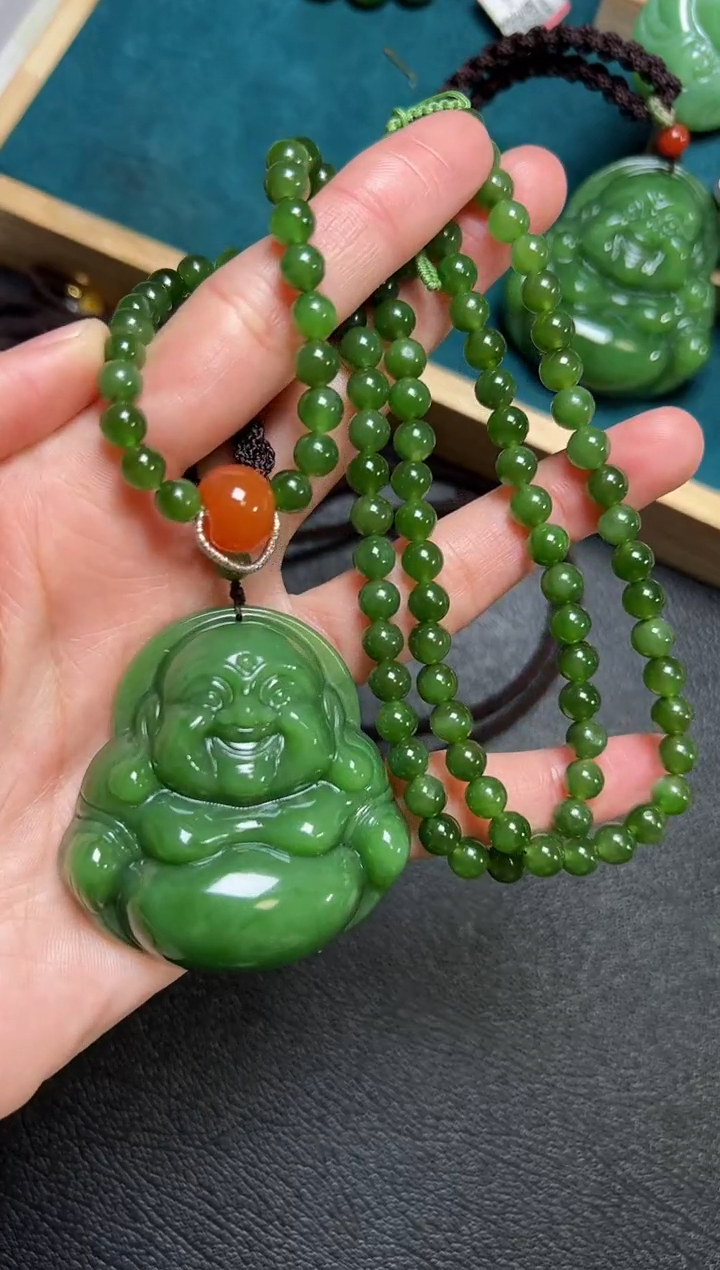 【闪购商品】和田玉（碧玉）颈饰未镶嵌碧玉50×50×15左右