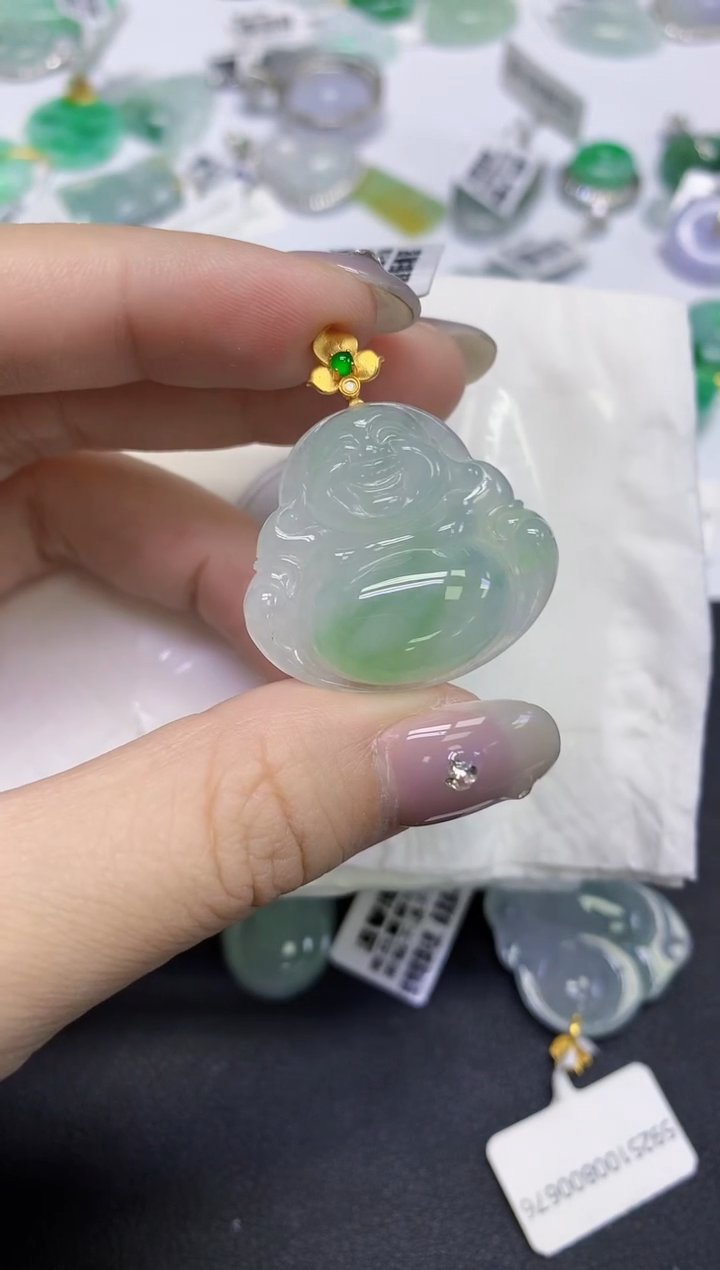 颈饰18K金镶嵌翡翠天然缅甸翡翠A货百元以上9元证书费自理