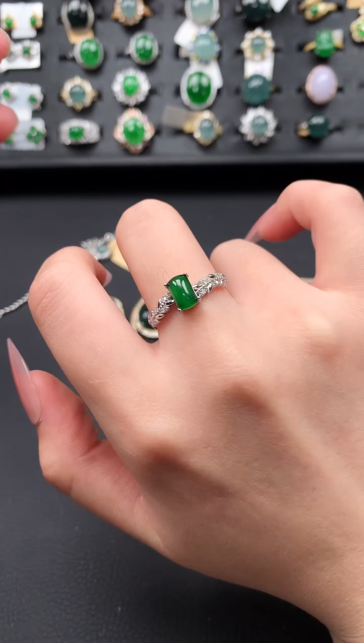 【闪购商品】翡翠戒指银S925镶嵌613414