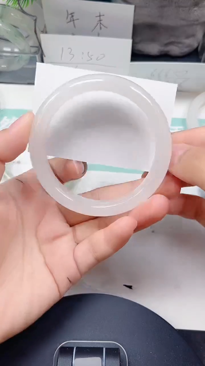 未镶嵌手镯石英质玉26-59/60