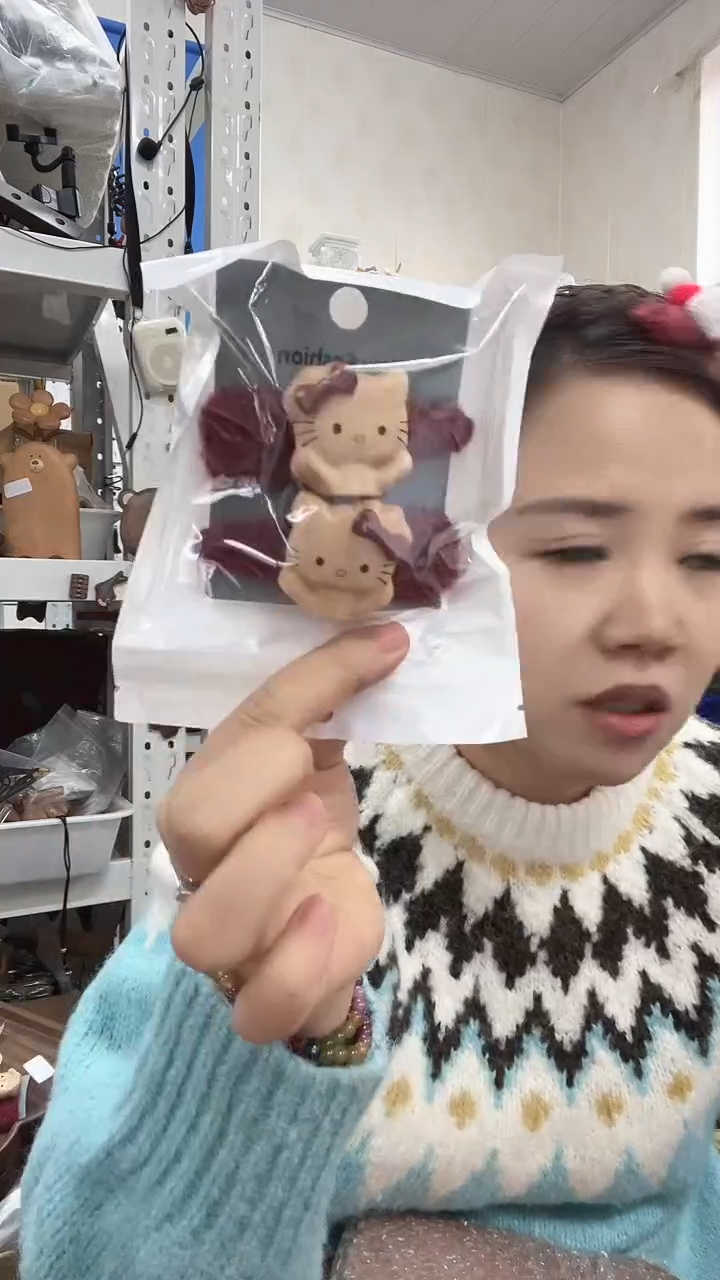 木红色LT猫发夹  