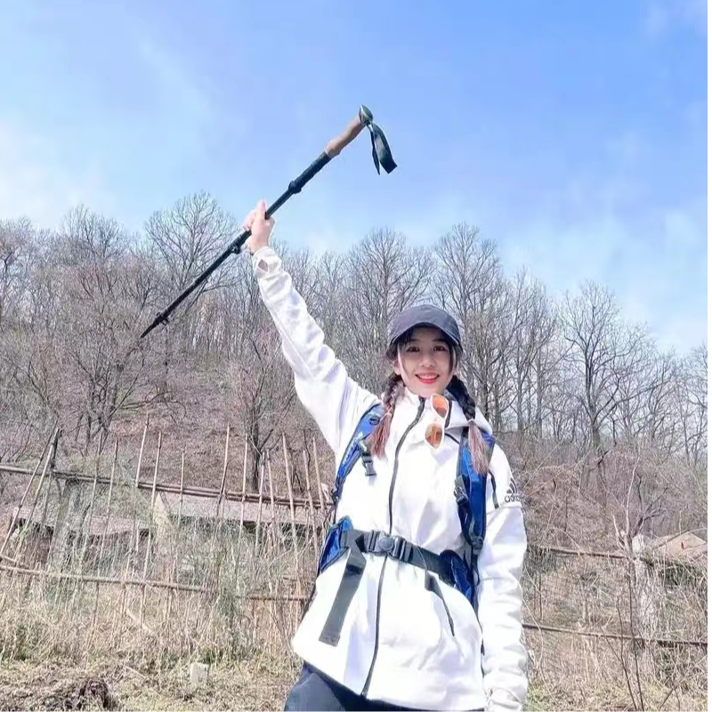 2025 新款 保暖 风女款 冲锋衣防风防水户外登山 滑雪 羽绒服外套