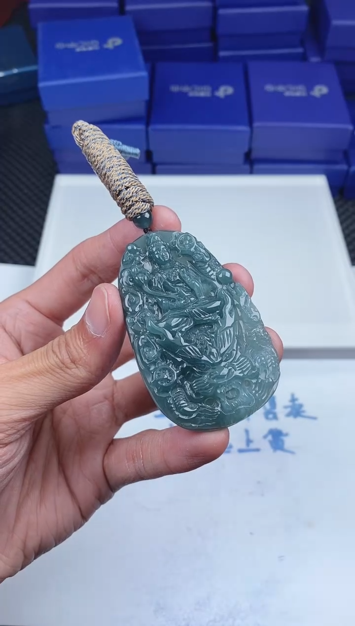 翡翠未镶嵌颈饰111111111