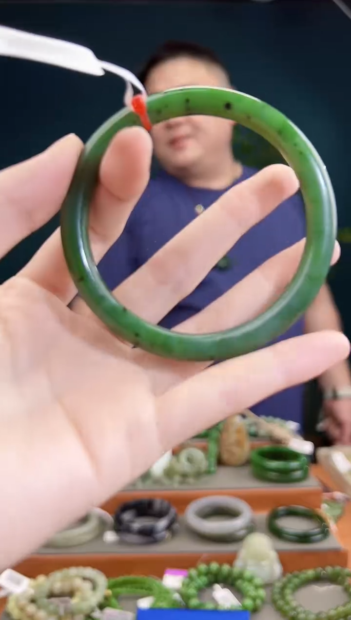 未镶嵌手镯和田玉一物一证 拍一单发一个 61