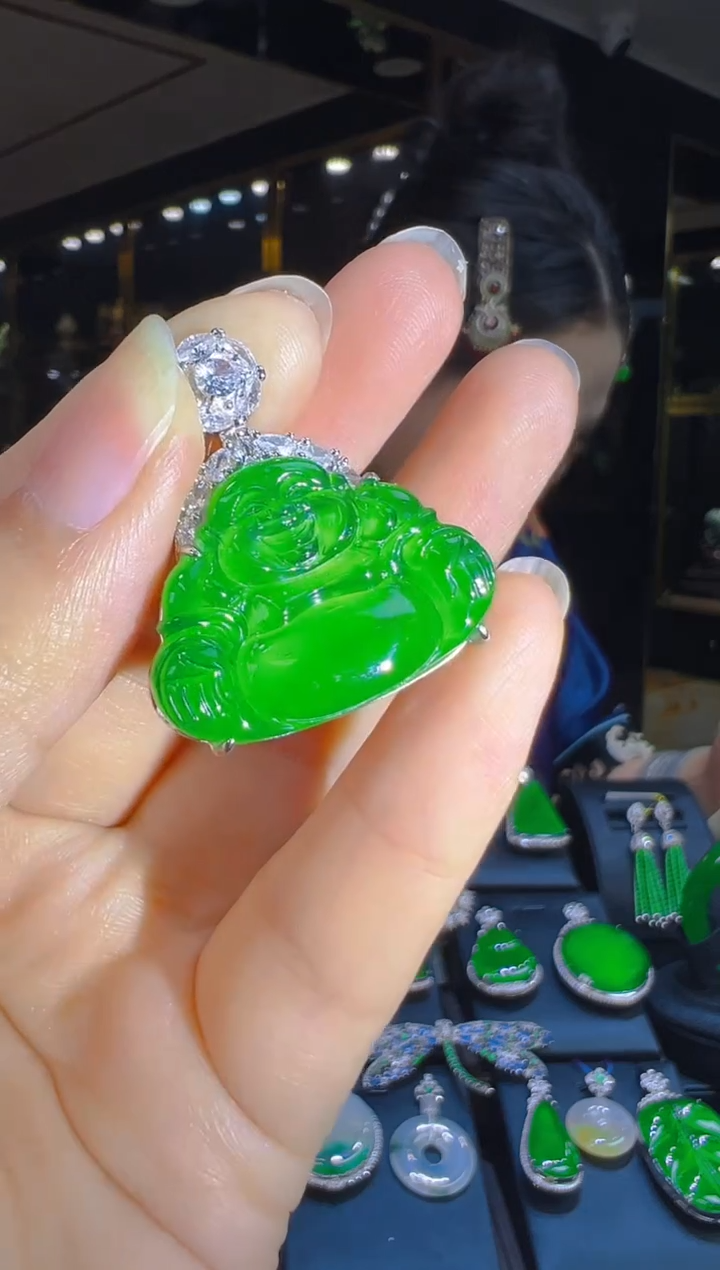 翡翠银S925镶嵌吊坠(赠链)005（多样性发其一）