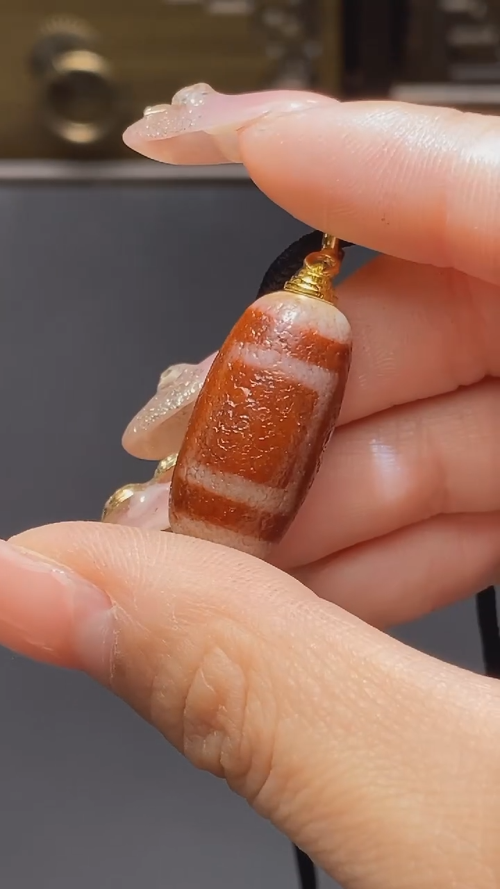 【闪购商品】玛瑙/玉髓颈饰未镶嵌美泓红肉td吊坠