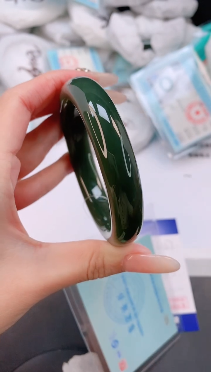 未镶嵌手镯和田玉8L137-58