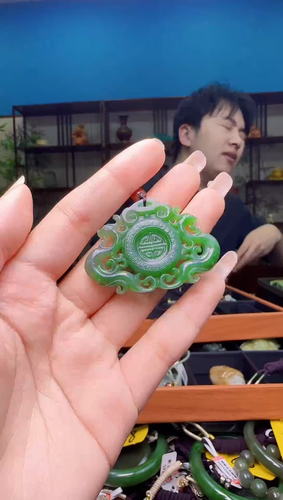 颈饰未镶嵌和田玉1