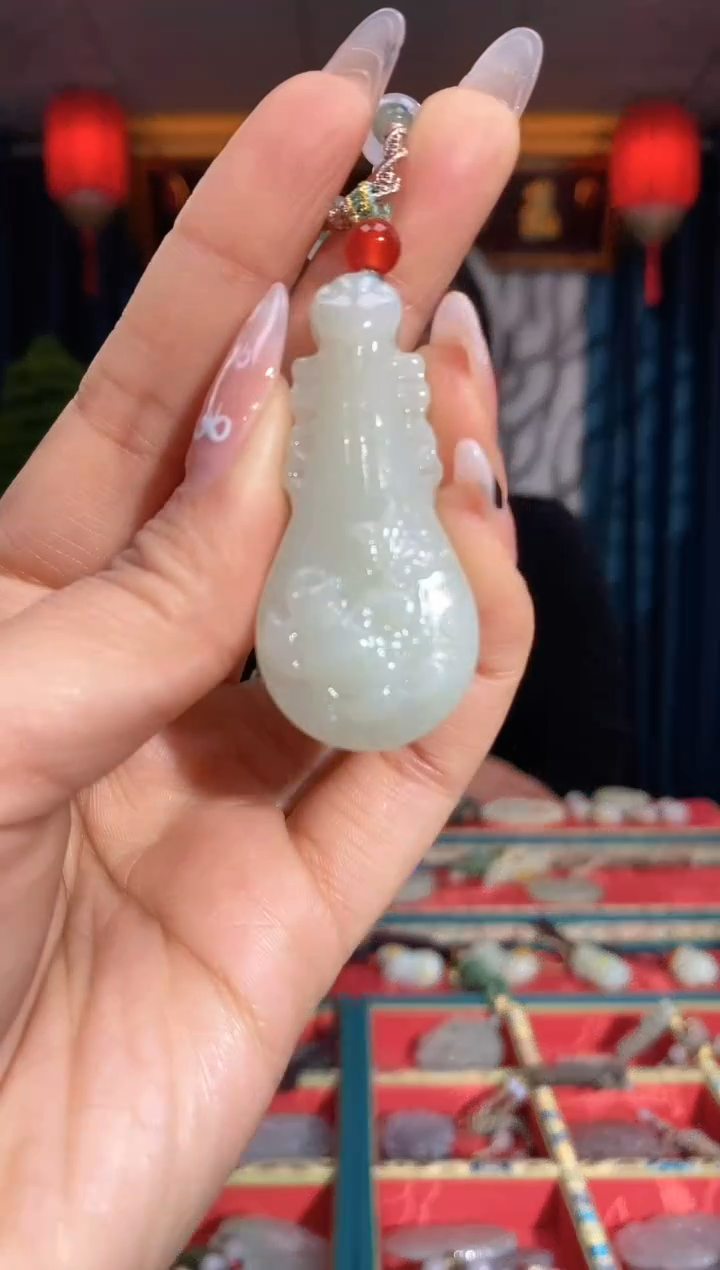 【闪购商品】和田玉颈饰未镶嵌琵琶