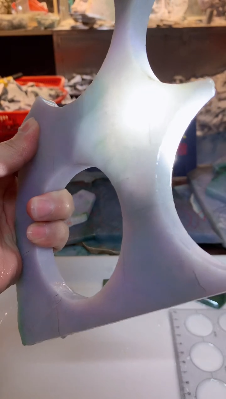 翡翠裸石0朱0翡翠珠宝305