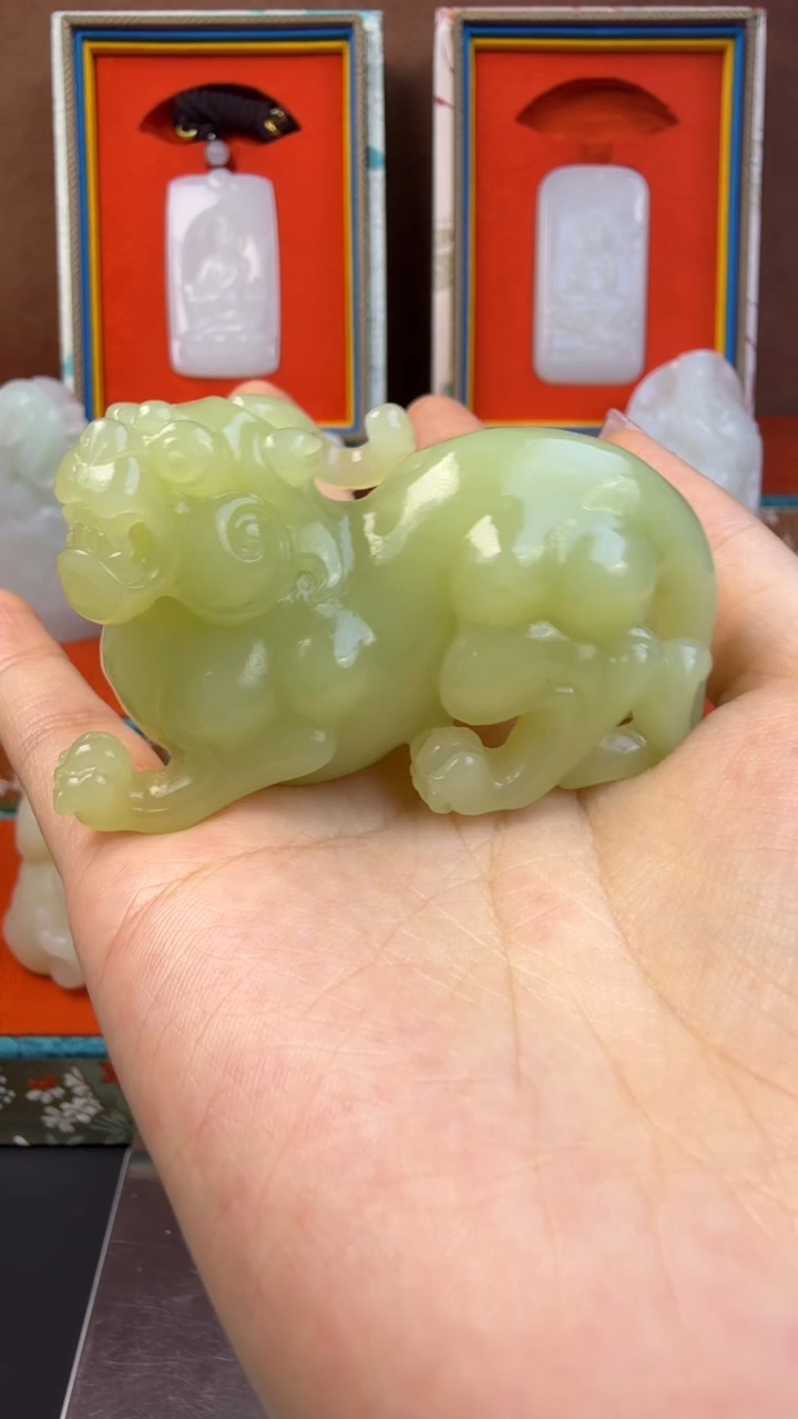 未镶嵌和田玉把件和田玉