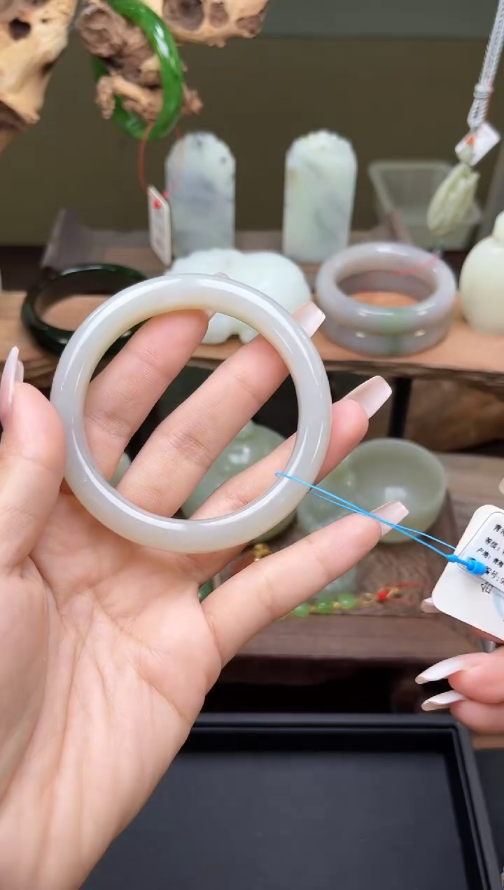 【闪购商品】和田玉手镯未镶嵌青海白玉 56圈9003303