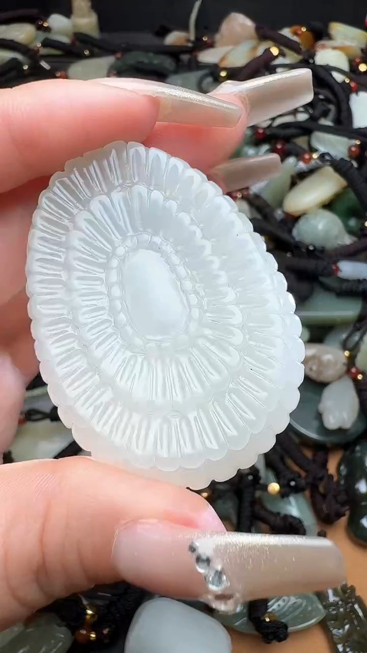 【闪购商品】和田玉颈饰未镶嵌1