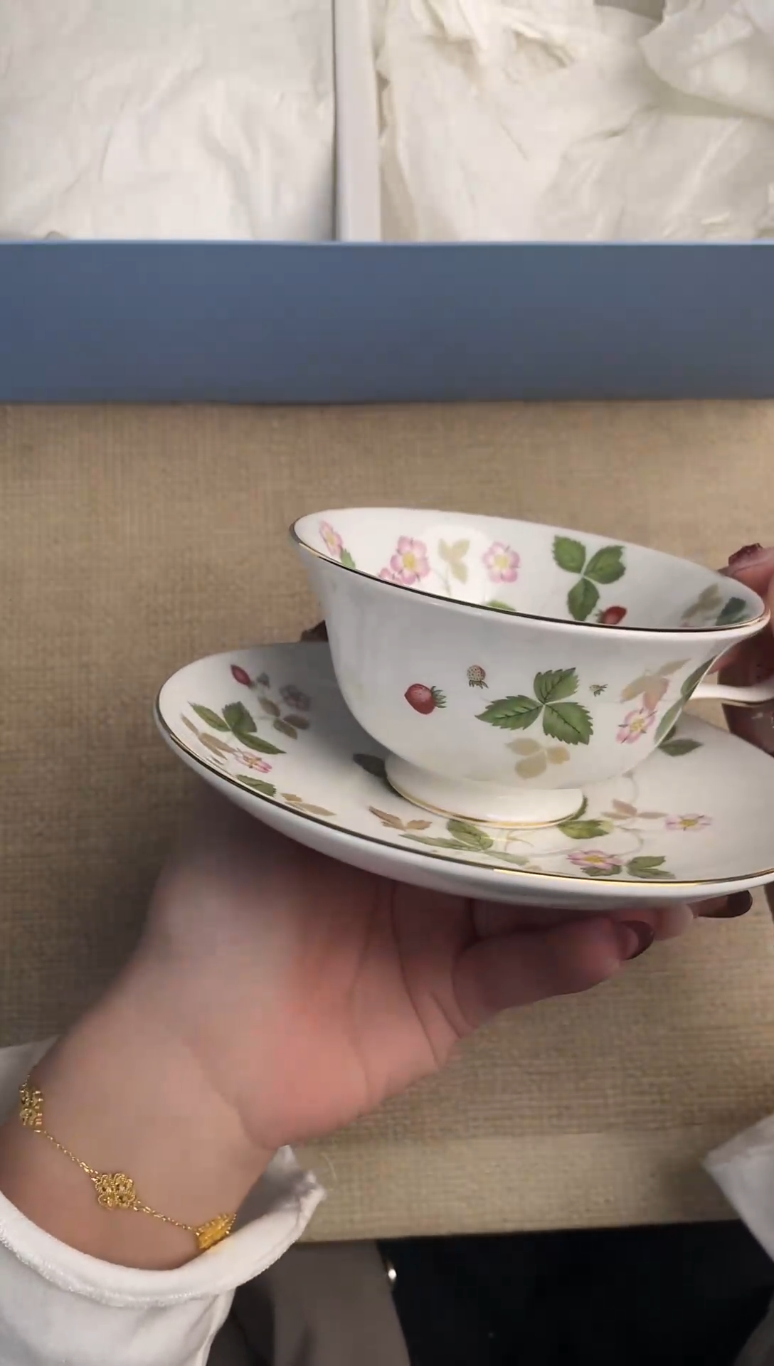 【闪购商品】瓷片42山清水秀瓷器