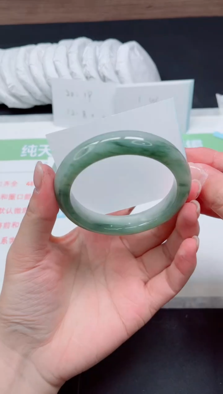 【闪购商品】石英质玉手镯未镶嵌K145-57.5