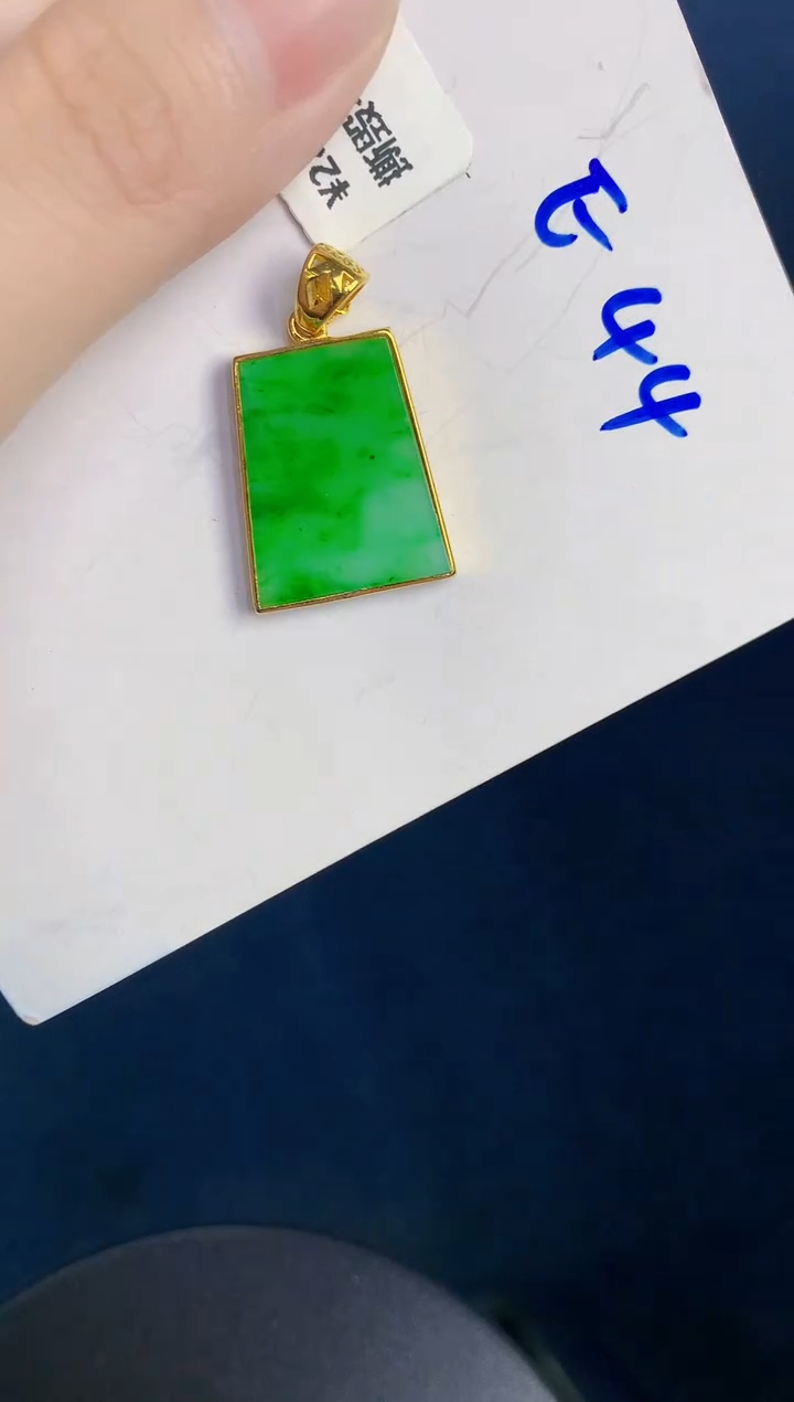 颈饰未镶嵌翡翠天然翡翠缅甸A货