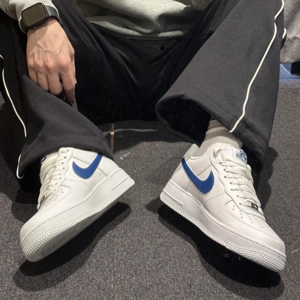 NIKE/耐克男子AIR FORCE 1'07运动板鞋潮流舒适休闲鞋FJ4146123