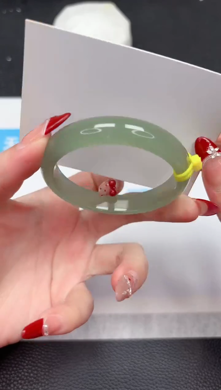 【闪购商品】石英质玉手镯未镶嵌40-54.5