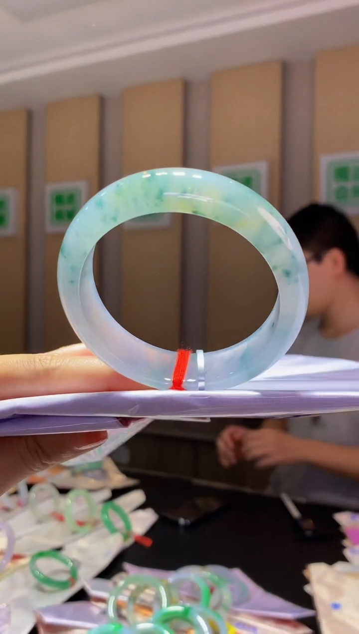 未镶嵌手镯翡翠-C97 圈口 58.3全款21.8万 定金2万