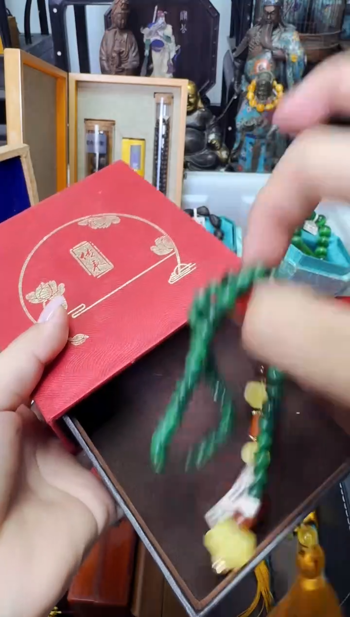 【闪购商品】翡翠颈饰未镶嵌老板娘推荐------------
