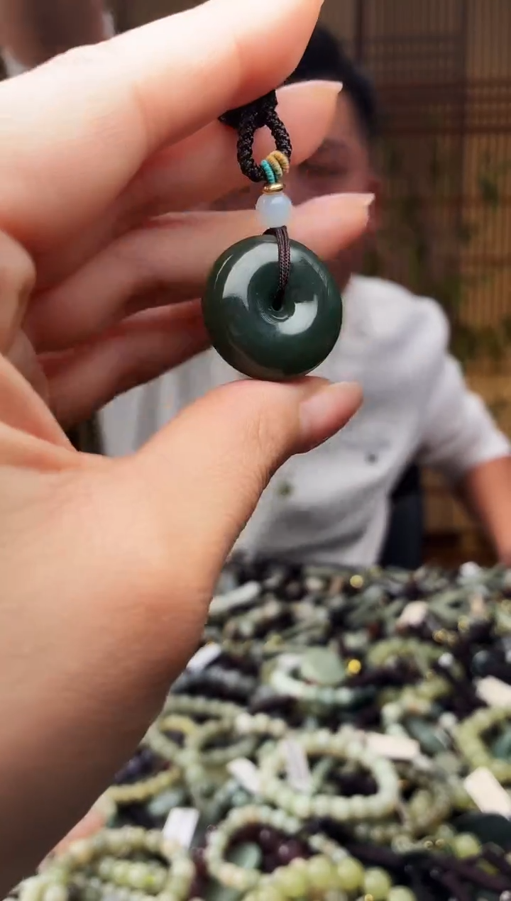颈饰未镶嵌和田玉多样性发货，拍一发一
