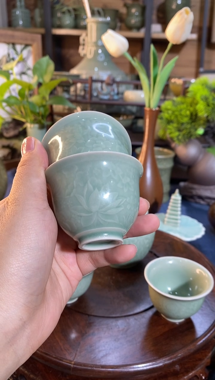 【闪购商品】100018 百花小杯 口失圆 4只微瑕