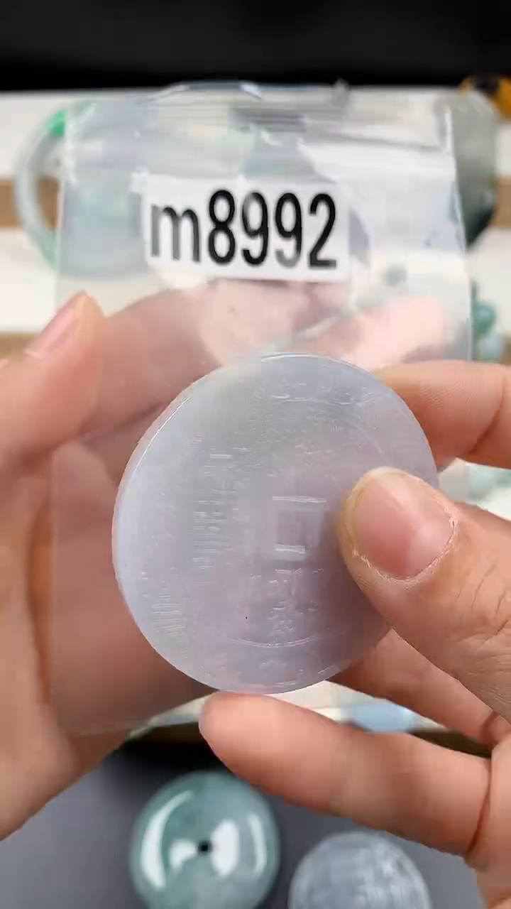 颈饰未镶嵌翡翠天然翡翠吊坠挂件