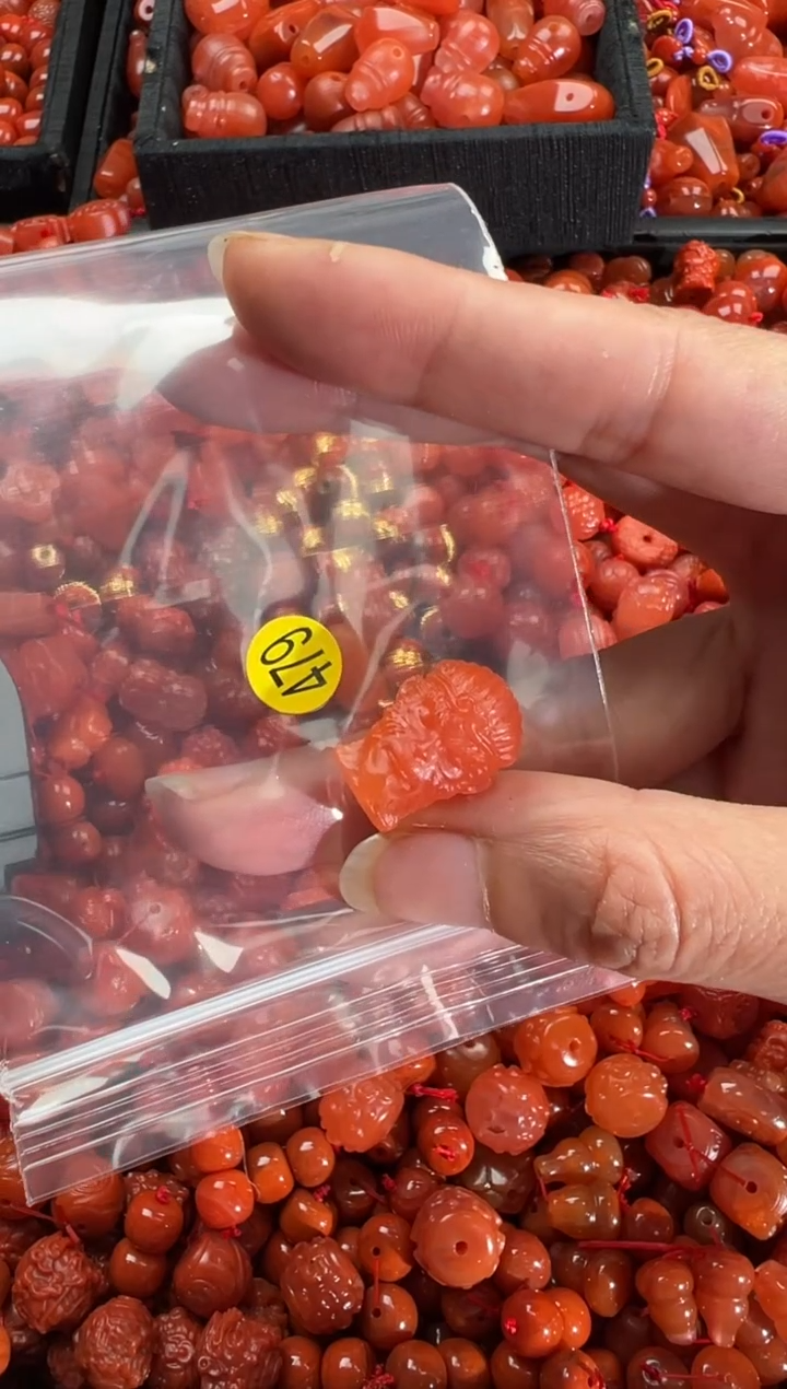 【闪购商品】南红玛瑙颈饰未镶嵌1