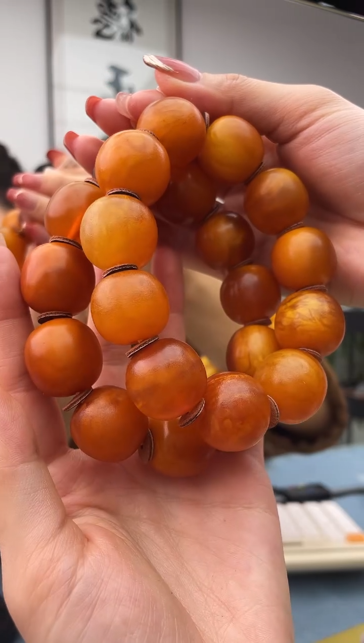 【闪购商品】蜜蜡珠宝奇石未镶嵌假一赔十，多样性发一件070