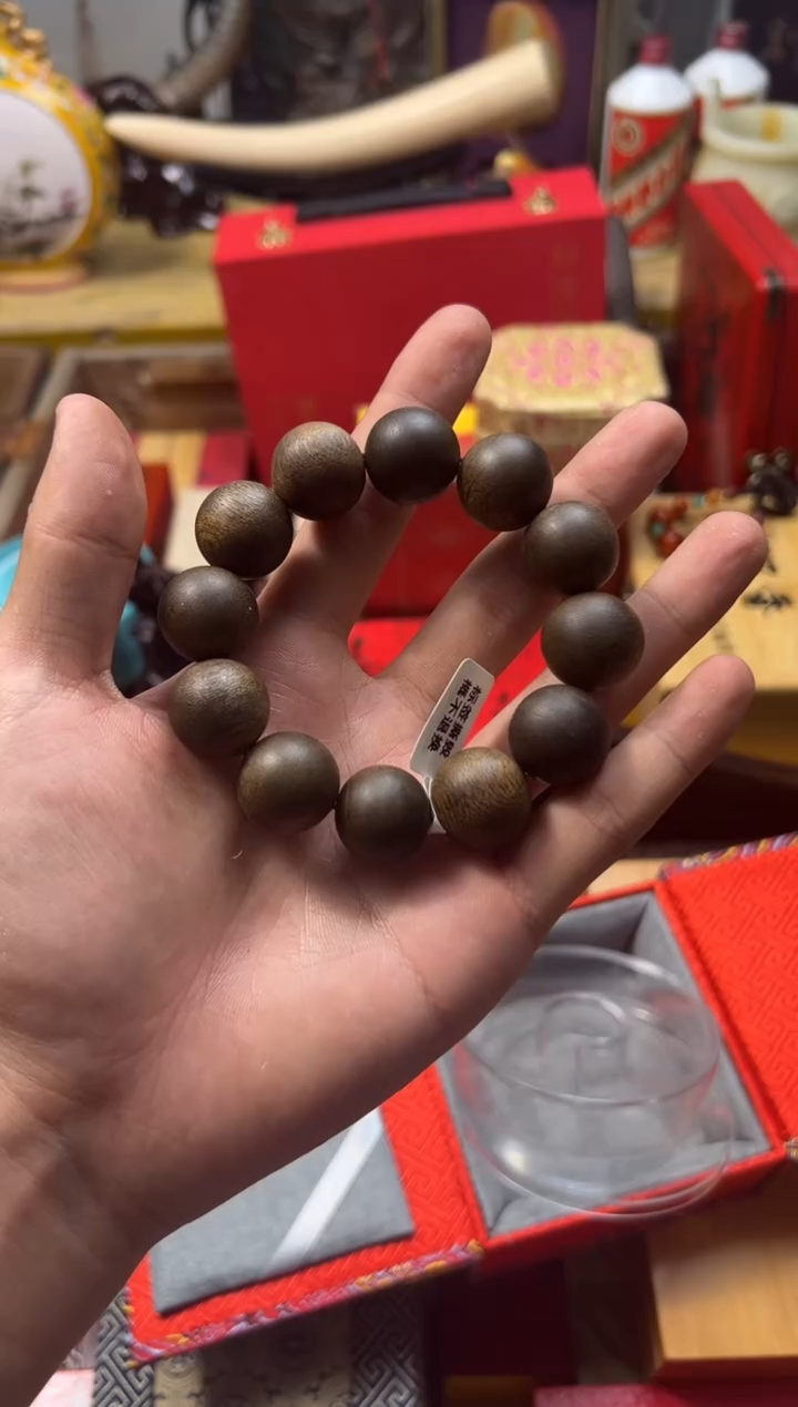 【闪购商品】沉香手串---------------