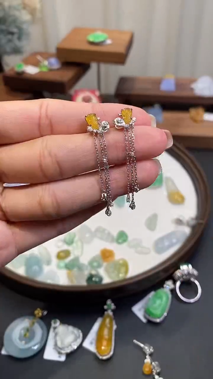 【闪购商品】翡翠耳饰18K金镶嵌耳饰