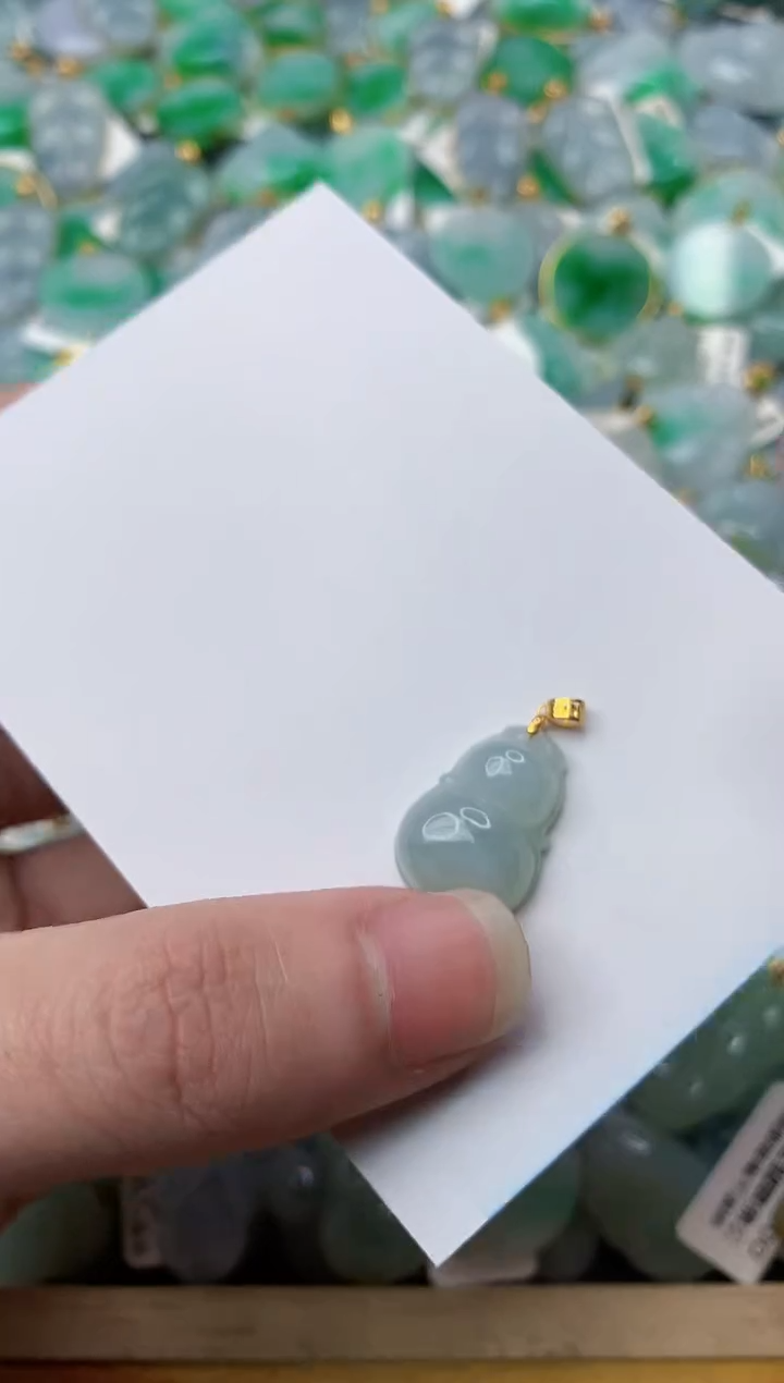 【闪购商品】翡翠颈饰18K金镶嵌17..........