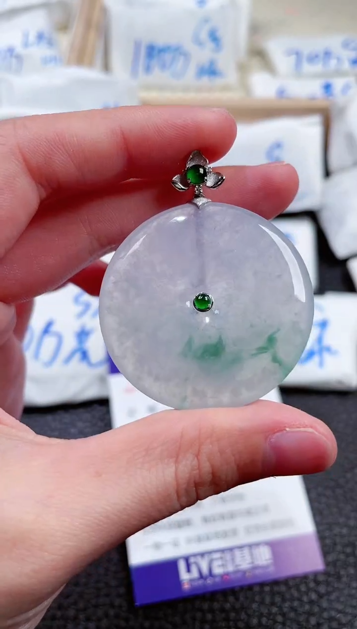 【闪购商品】翡翠颈饰18K金镶嵌00001404