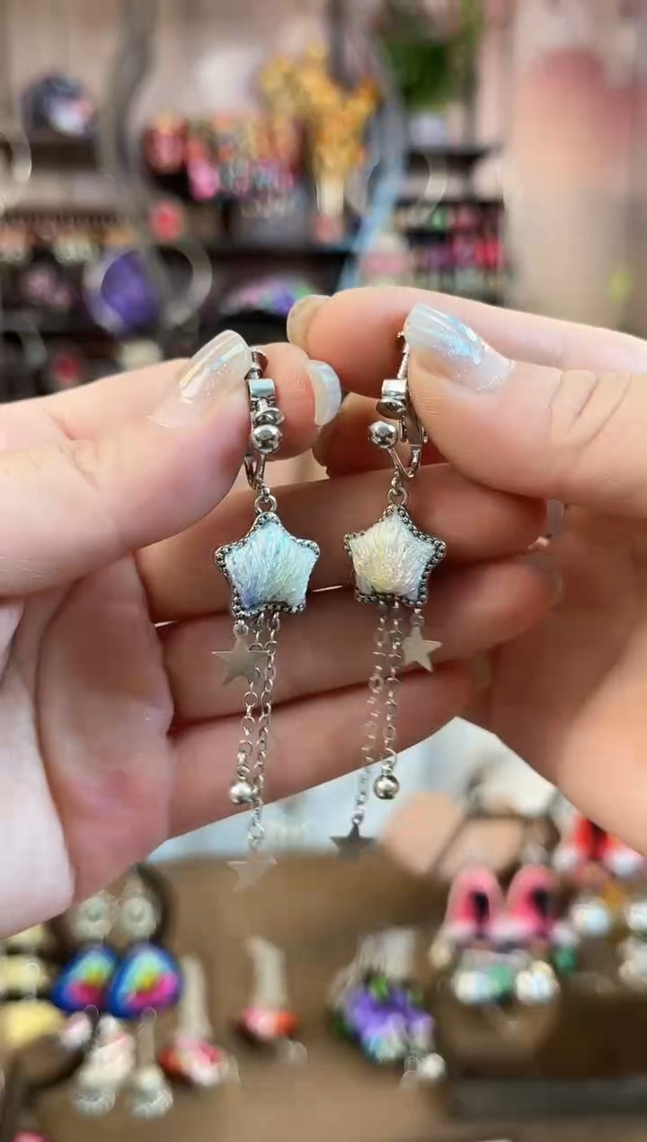 织绣民族风手工非遗老绣饰品180