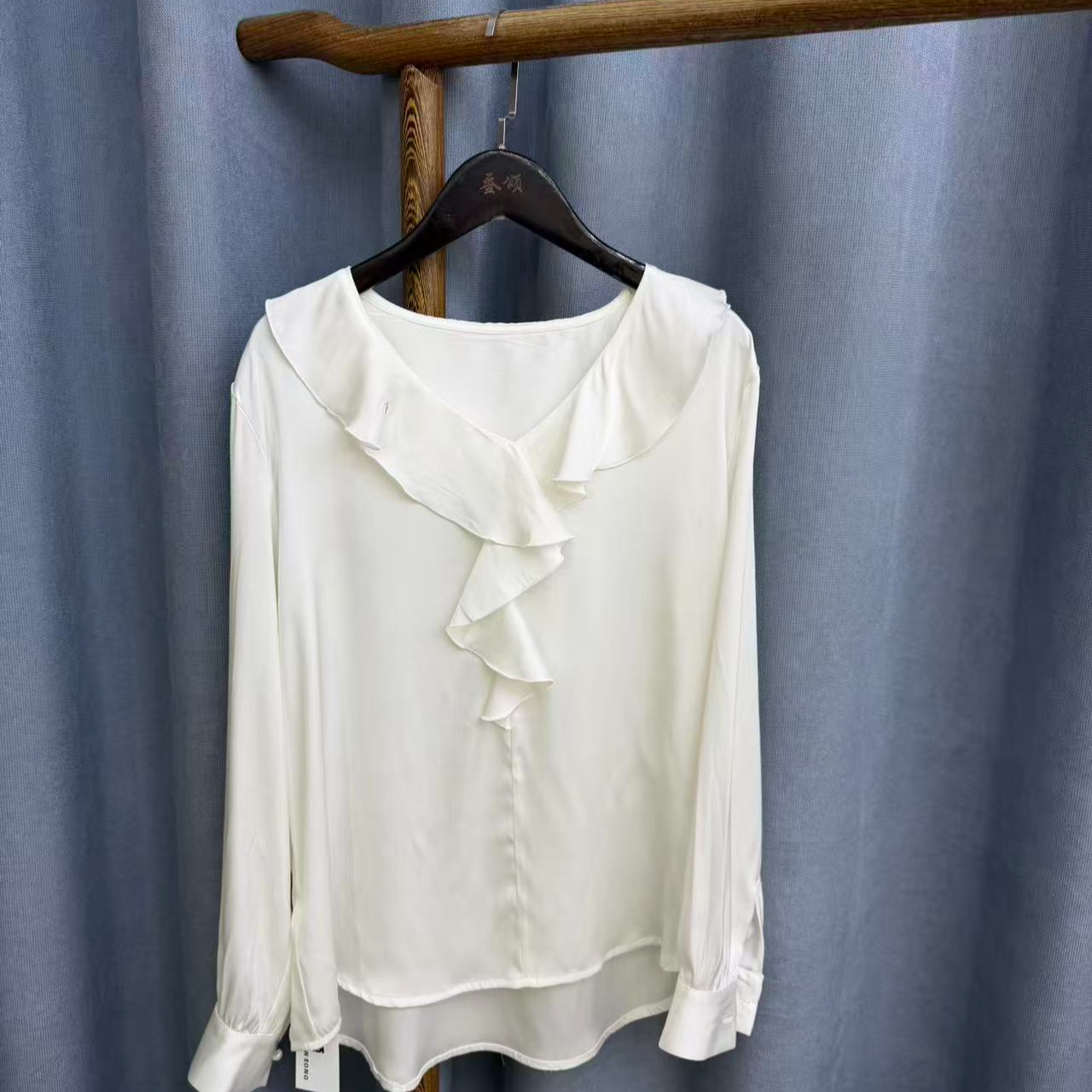 （瑕疵）春季新款法式简约百搭桑蚕丝双乔衬衫上衣女Z383