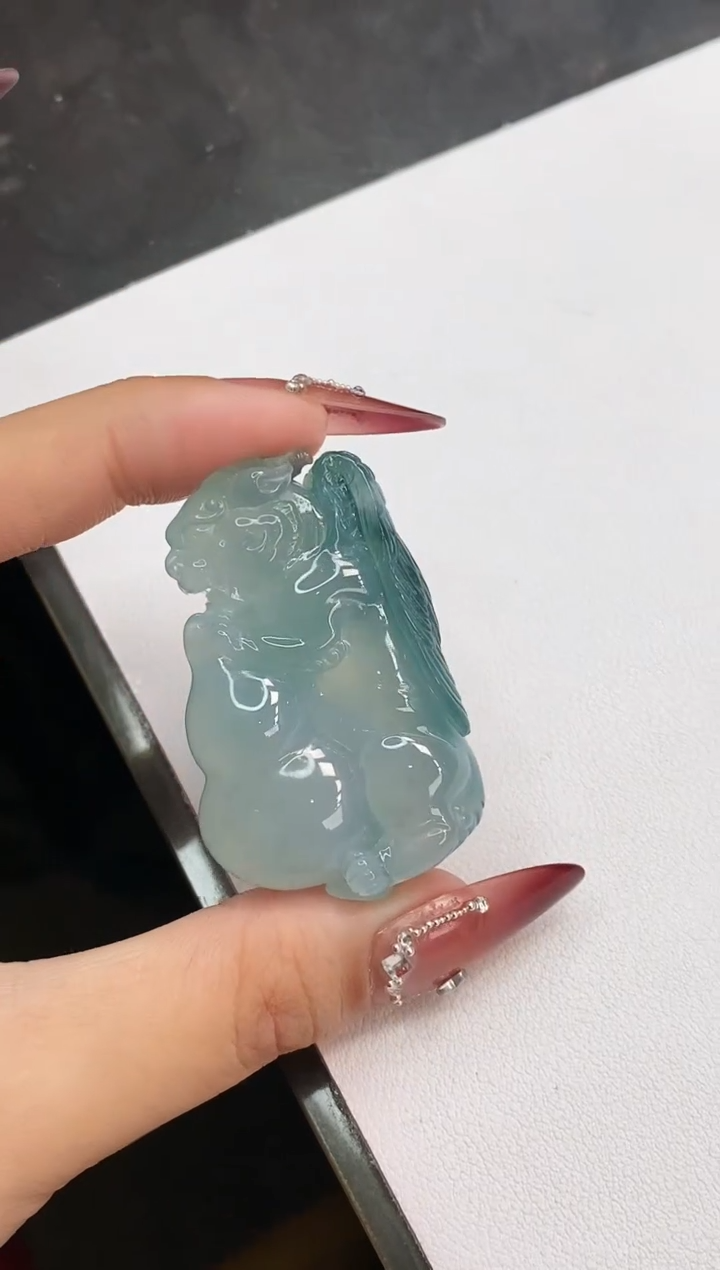 【闪购商品】翡翠颈饰未镶嵌貔貅