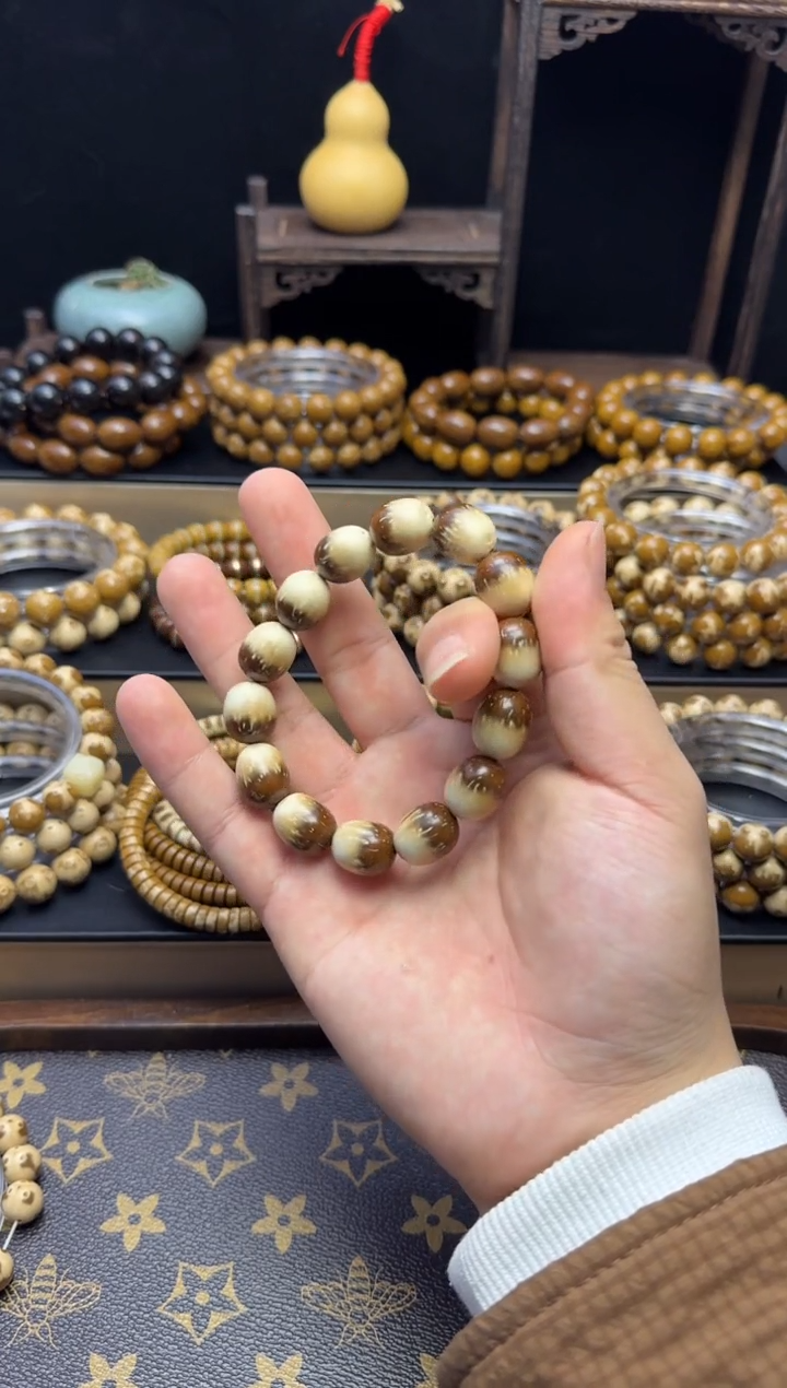 【闪购商品】紫金鼠吊坠紫金鼠 松果